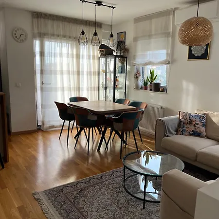 Sunny Apartment